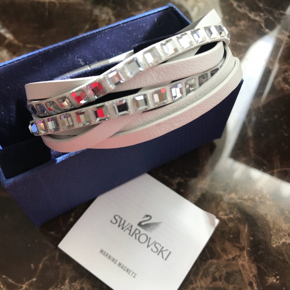 Swarovski White Leather strap Rhinestone bracelet